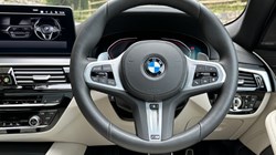 2023 (72) BMW 5 SERIES 520d xDrive MHT M Sport 4dr Saloon  3185970