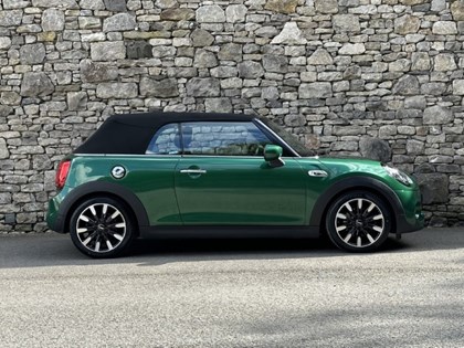 2020 (20) MINI CONVERTIBLE 2.0 Cooper S Exclusive II 2dr 