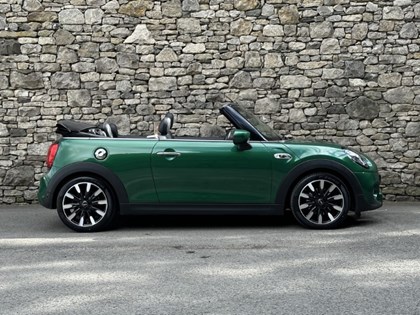 2020 (20) MINI CONVERTIBLE 2.0 Cooper S Exclusive II 2dr 