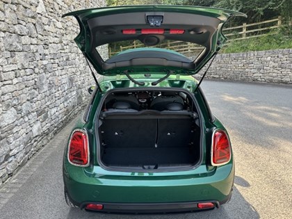 2022 (72) MINI HATCHBACK 135kW Cooper S Level 2 33kWh