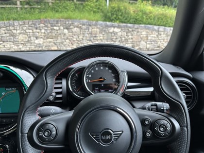 2020 (20) MINI HATCHBACK 2.0 Cooper S Sport II 3dr