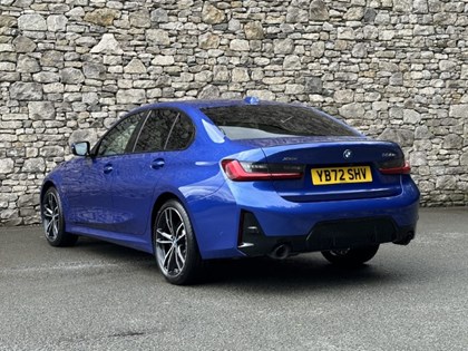 2022 (72) BMW 3 SERIES 330e xDrive M Sport 4dr Saloon