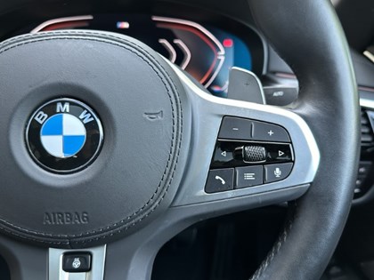 2022 (72) BMW 5 SERIES 520d MHT M Sport 4dr Saloon