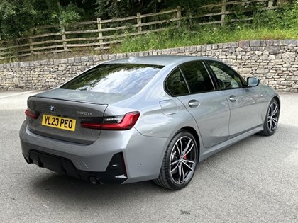 2023 (23) BMW 3 SERIES 320d MHT M Sport 4dr Saloon 