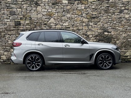 2022 (72) BMW X5 M xDrive Competition 5dr 