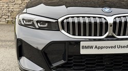 2025 (74) BMW 3 SERIES 330e 22.3 kWh M Sport Saloon 4337108