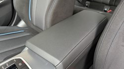 2025 (74) BMW 3 SERIES 330e 22.3 kWh M Sport Saloon 4337067