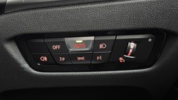 2025 (74) BMW 3 SERIES 330e 22.3 kWh M Sport Saloon 4337054