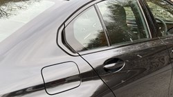 2025 (74) BMW 3 SERIES 330e 22.3 kWh M Sport Saloon 4337104