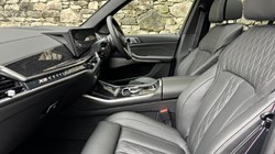 2025 (75) BMW X5 xDrive40d MHT M Sport 5dr 4627138