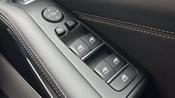 2025 (75) BMW X5 xDrive40d MHT M Sport 5dr 4627124