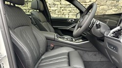 2025 (75) BMW X5 xDrive40d MHT M Sport 5dr 4627107