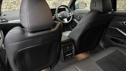 2024 (74) BMW 3 SERIES 320i M Sport 4dr Saloon 4997309