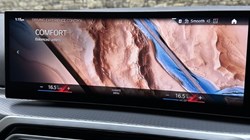 2024 (74) BMW 3 SERIES 320i M Sport 4dr Saloon 4997303