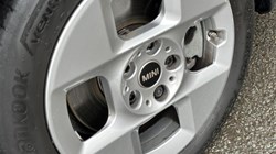 2024 (74) MINI COOPER 1.5 C Classic 3dr Auto 5033604