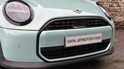 2024 (74) MINI COOPER 1.5 C Classic 3dr Auto 5033599