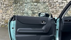 2024 (74) MINI COOPER 1.5 C Classic 3dr Auto 5033581