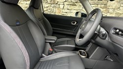 2024 (74) MINI COOPER 1.5 C Classic 3dr Auto 5033559