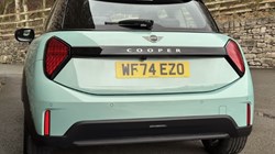 2024 (74) MINI COOPER 1.5 C Classic 3dr Auto 5033564