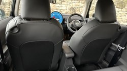 2024 (74) MINI COOPER 1.5 C Classic 3dr Auto 5033584