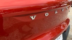 2021 (71) VOLVO XC40 2.0 B4P R DESIGN Pro 5dr AWD Auto 3302133