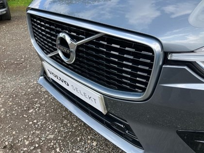 2018 (68) VOLVO XC60 2.0 D4 R DESIGN 5dr AWD Geartronic