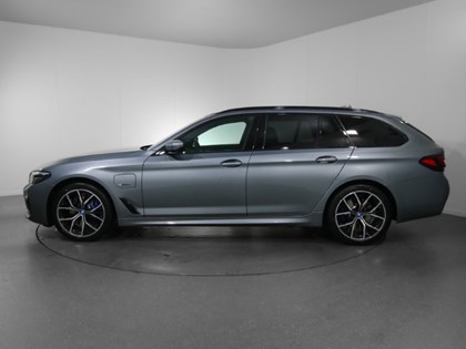 2024 (24) BMW 5 SERIES 530e xDrive M Sport 5dr Auto