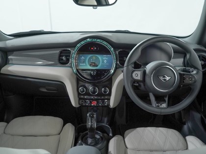 2024 (24) MINI HATCHBACK 1.5 Cooper Exclusive Premium 3dr Auto