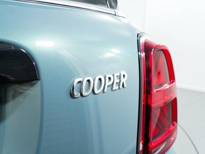 2023 (72) MINI COUNTRYMAN 1.5 Cooper Classic 5dr Auto [Premium Plus Pack]