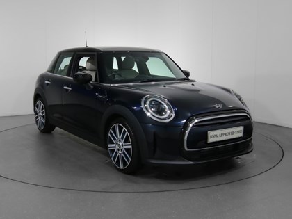 2021 (71) MINI HATCHBACK 1.5 Cooper Exclusive 5dr [Comfort/Nav Pack]