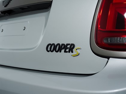 2024 (24) MINI CONVERTIBLE 135kW Cooper S 33kWh 2dr Auto
