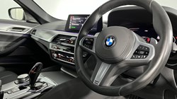 2020 (20) BMW 5 SERIES 520d MHT M Sport 4dr Auto 3137785
