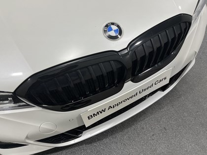 2019 (69) BMW 3 SERIES 330d M Sport 4dr Step Auto