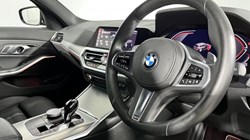2021 (21) BMW 3 SERIES 330d MHT M Sport 5dr Step Auto 3246319