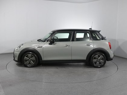 2022 (22) MINI HATCHBACK 2.0 Cooper S Classic 5dr