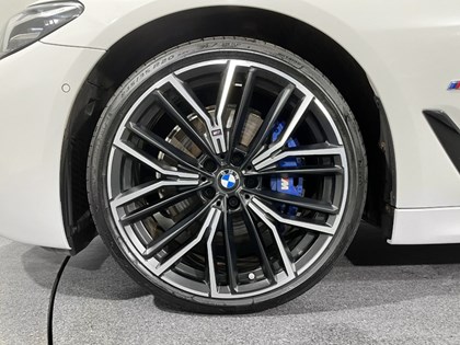 2022 (22) BMW 5 SERIES 520d MHT M Sport 5dr Step Auto
