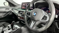 2022 (22) BMW 5 SERIES 520d MHT M Sport 5dr Step Auto 3268409