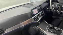 2021 (21) BMW 3 SERIES 320d MHT M Sport 4dr Step Auto 4550095