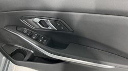 2025 (25) BMW 3 SERIES 320i M Sport 4dr Step Auto 5053801