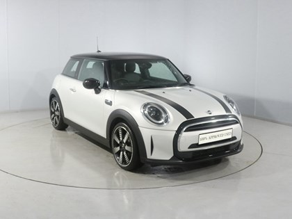 2022 (22) MINI HATCHBACK 1.5 Cooper Exclusive 3dr Auto