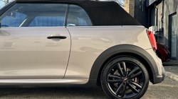 2022 (72) MINI CONVERTIBLE 1.5 Cooper Sport 2dr 5076205