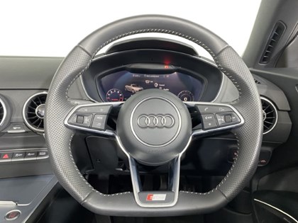 2016 (16) AUDI TT 2.0T FSI S Line 2dr