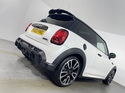 2023 (23) MINI HATCHBACK 2.0 Cooper S Sport Premium Plus 3dr Auto