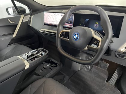 2024 (73) BMW iX 240kW xDrive40 M Sport 76.6kWh 5dr Auto Tech PLUS/Sky