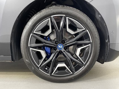 2024 (73) BMW iX 240kW xDrive40 M Sport 76.6kWh 5dr Auto Tech PLUS/Sky