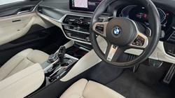 2022 (22) BMW 5 SERIES 520d xDrive MHT M Sport 4dr Step Auto [Tec/Pro Pk] 3249749