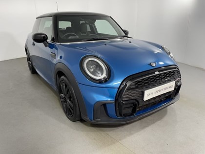 2022 (22) MINI HATCHBACK 1.5 Cooper Sport 3dr Auto