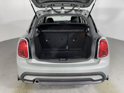 2022 (22) MINI HATCHBACK 1.5 Cooper Classic 5dr