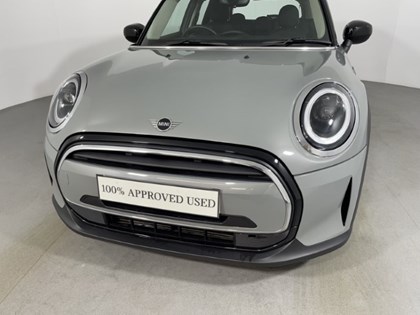 2022 (22) MINI HATCHBACK 1.5 Cooper Classic 5dr