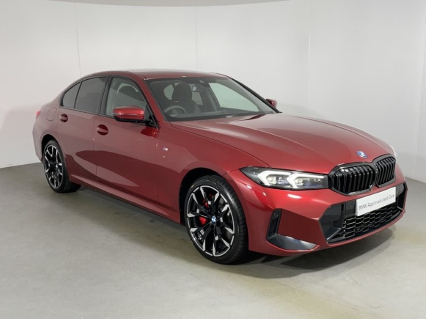 2025 (75) BMW 3 SERIES 330e 22.3 kWh M Sport 4dr Step Auto